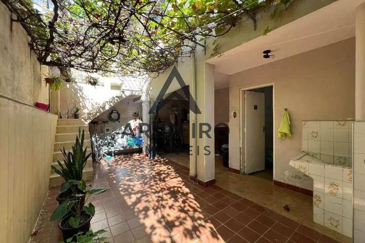 Sobrado à venda em São Paulo, Vila Mariana, com 3 quartos, 200m² - ARibeiro Imóveis