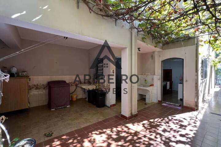  - Sobrado à venda em São Paulo, Vila Mariana, com 3 quartos, 200m²